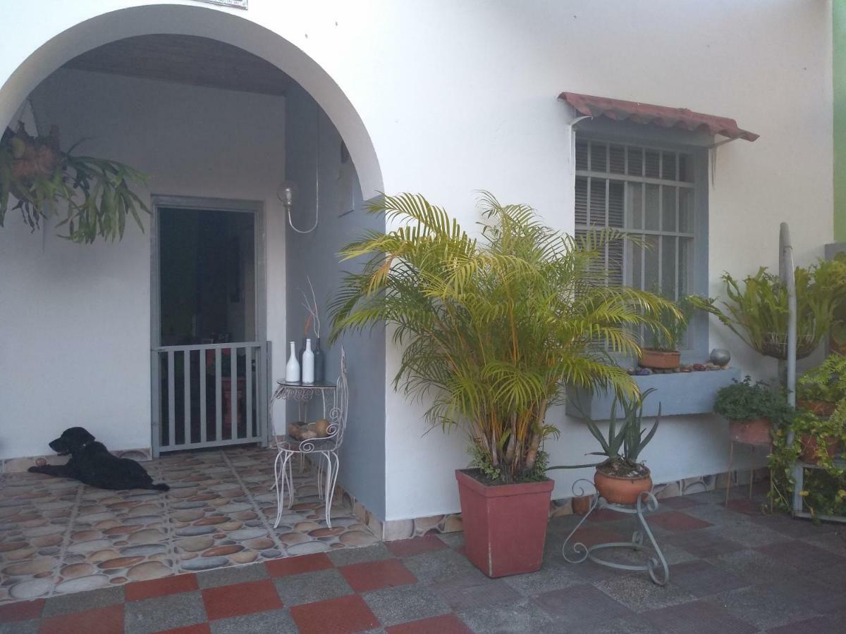 Habitacion Casa Las Aves Гонда Экстерьер фото